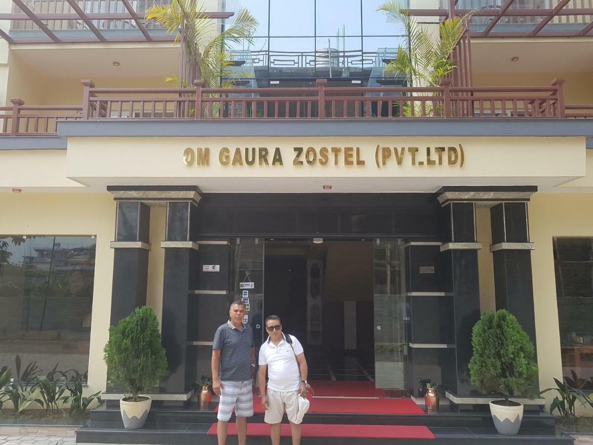 Om Gaura Hotel Pokhara Exteriör bild